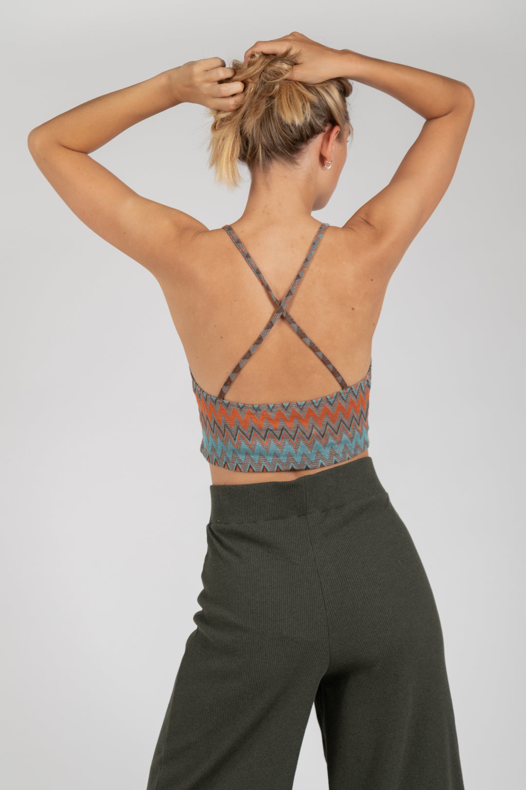 T-Shirt mit Cut outs