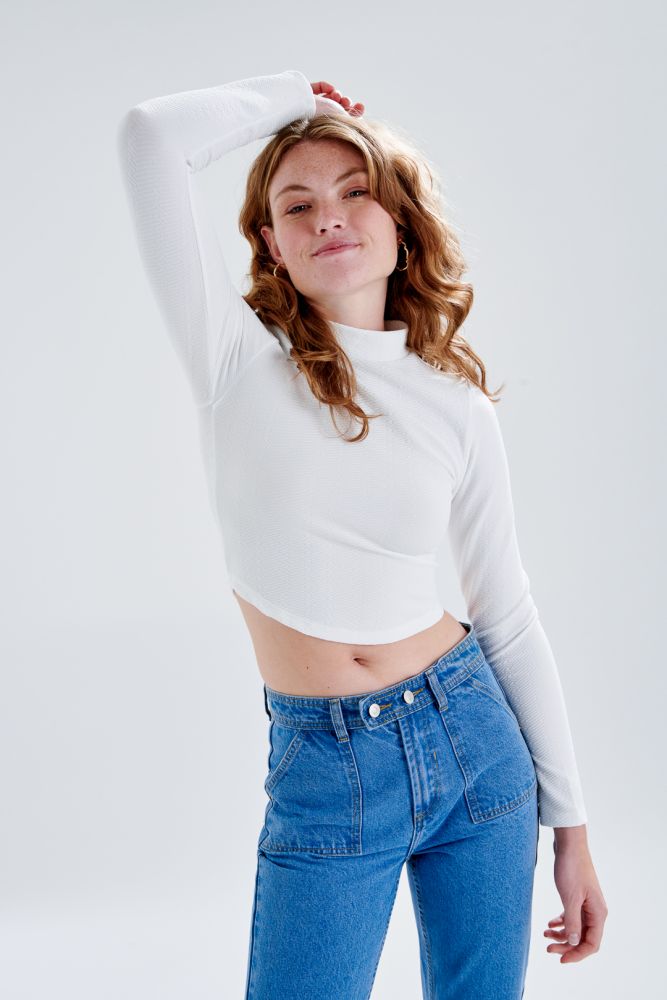 Shirt cropped