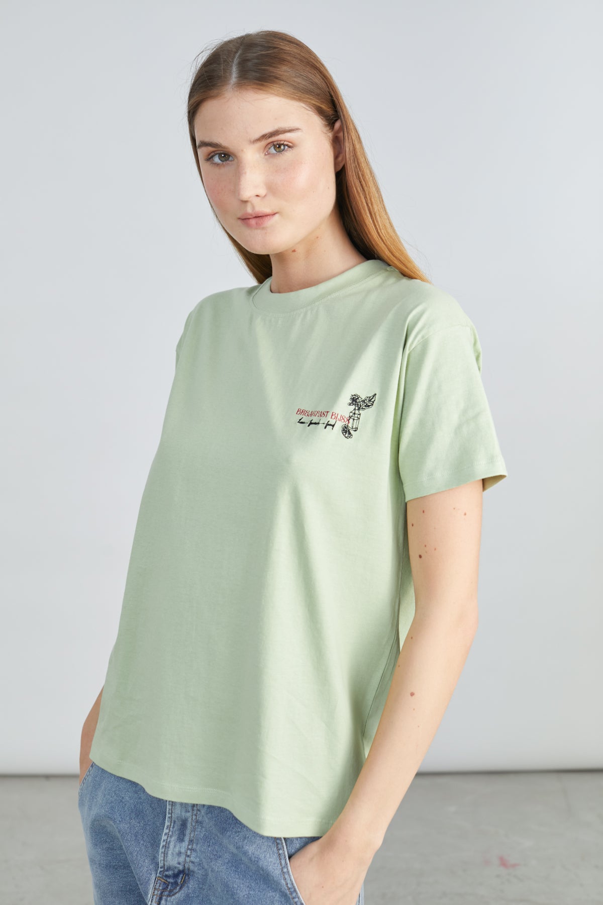 T-Shirt mit Stickerei