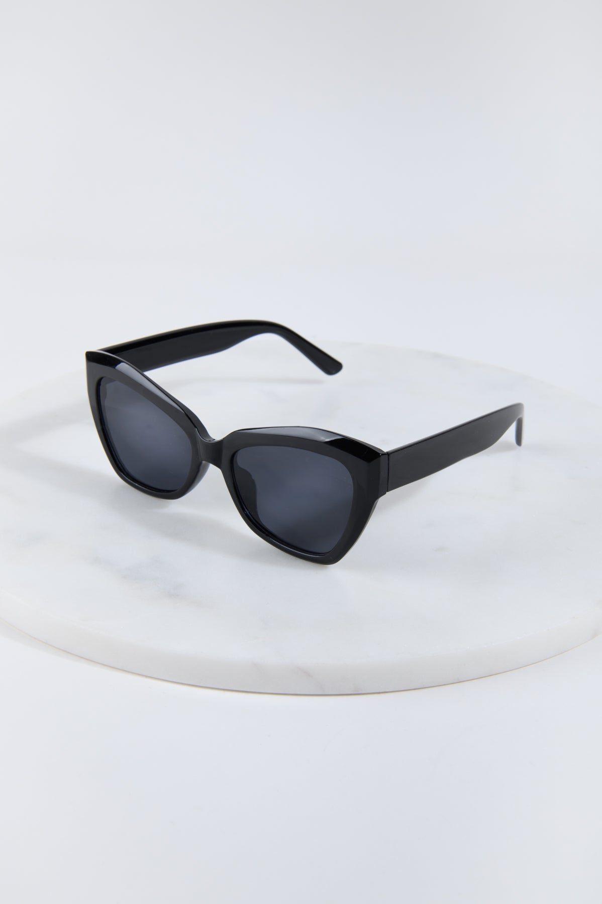 Sonnenbrille in Schwarz