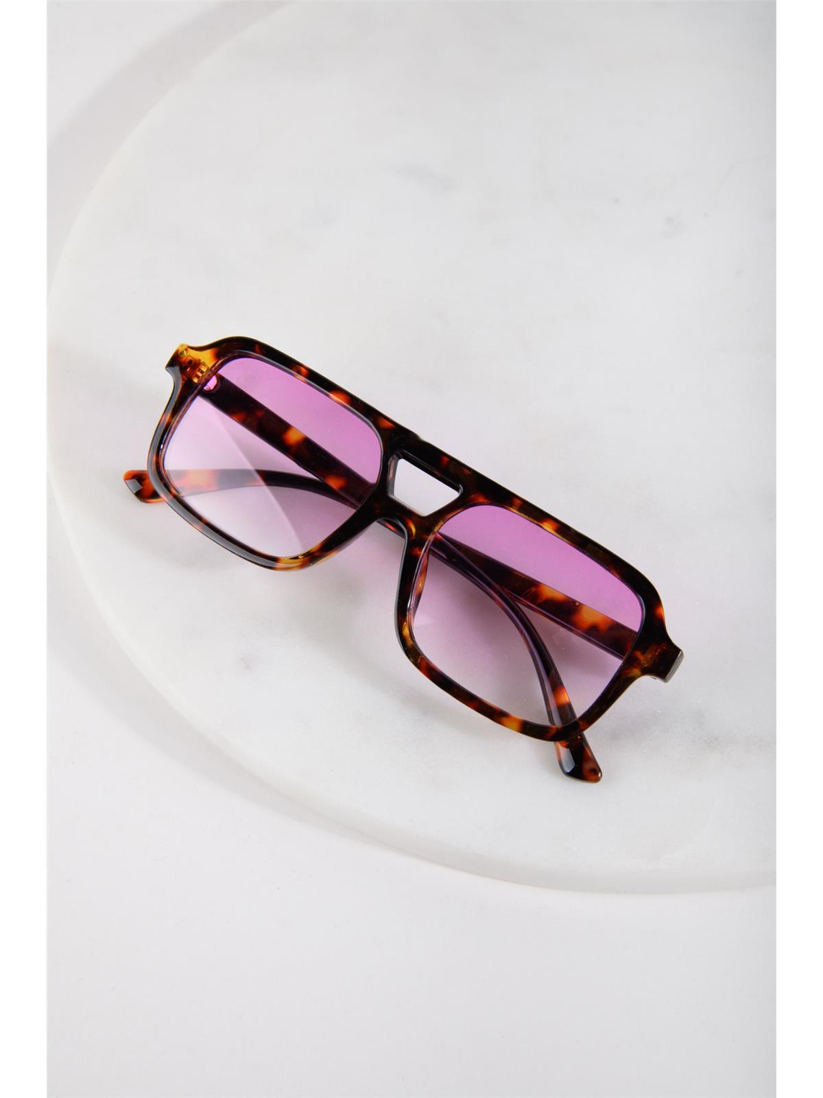 Sonnenbrille gemustert