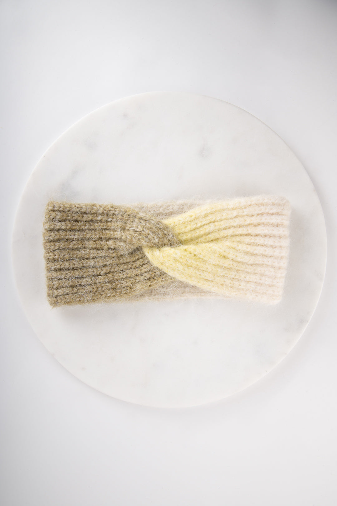 Stirnband mit Schleife