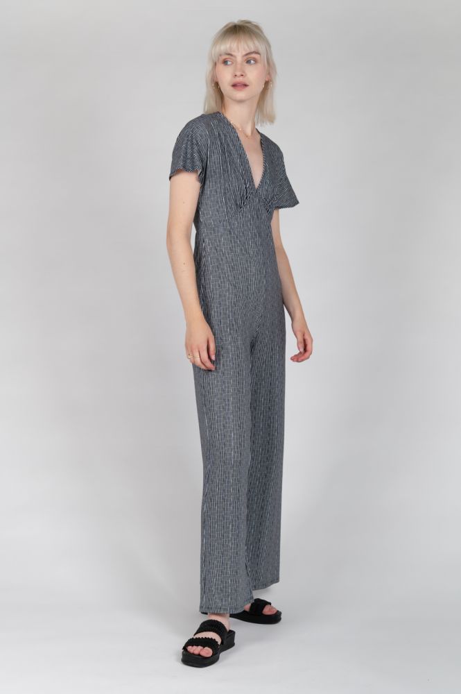 Jumpsuit mit V-Ausschnitt