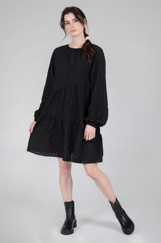 Kleid mit Struktur