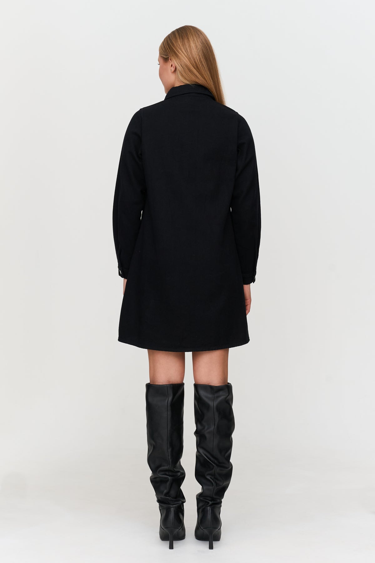 Kleid aus Baumwolle