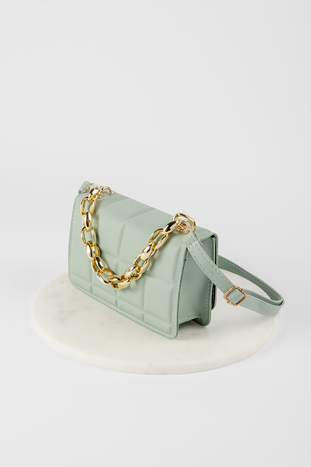 Tasche mit Henkel