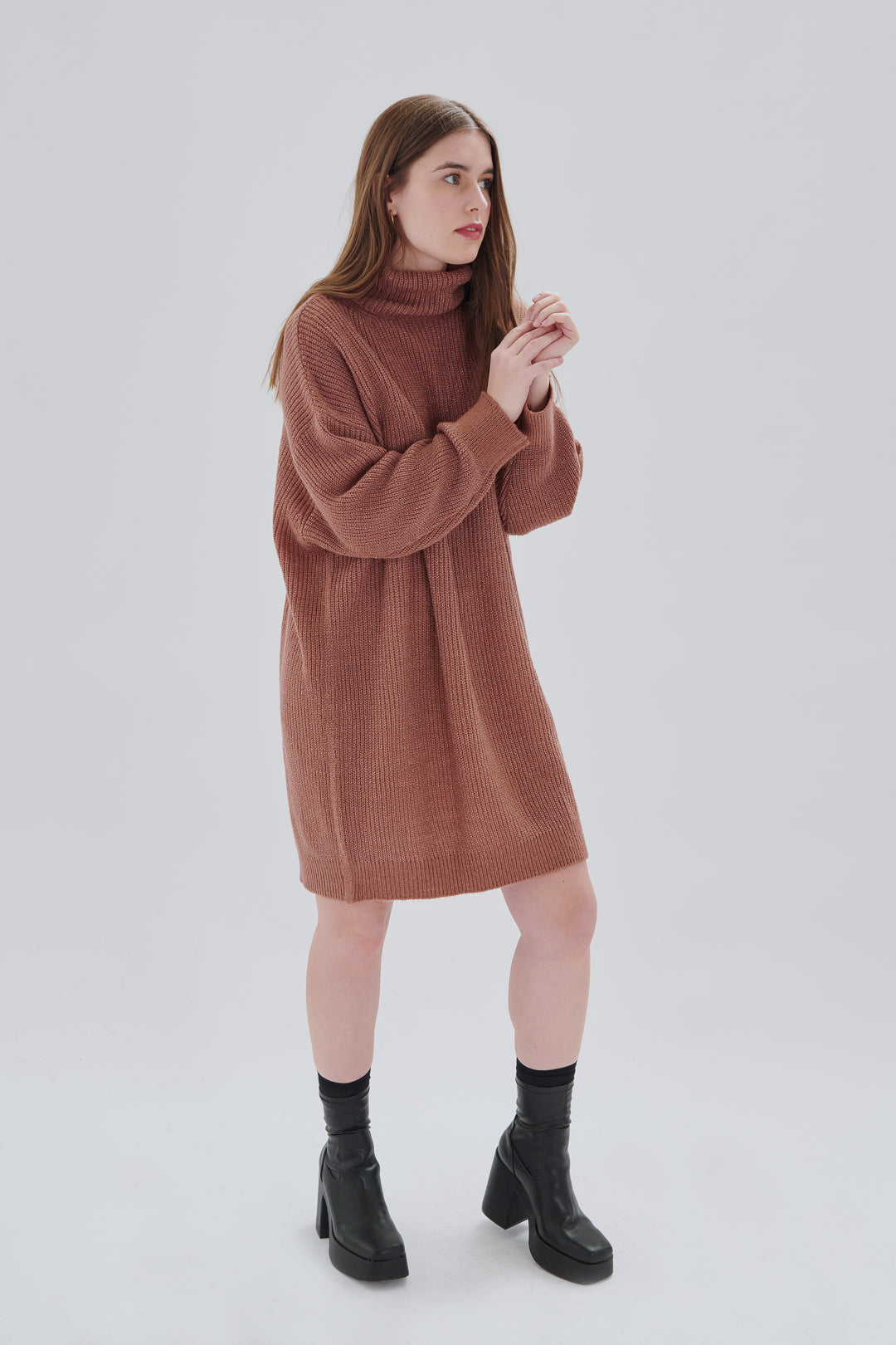 Strickkleid mit Rollkragen