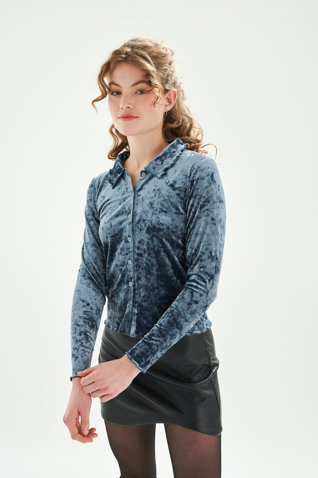 Bluse in Samtoptik