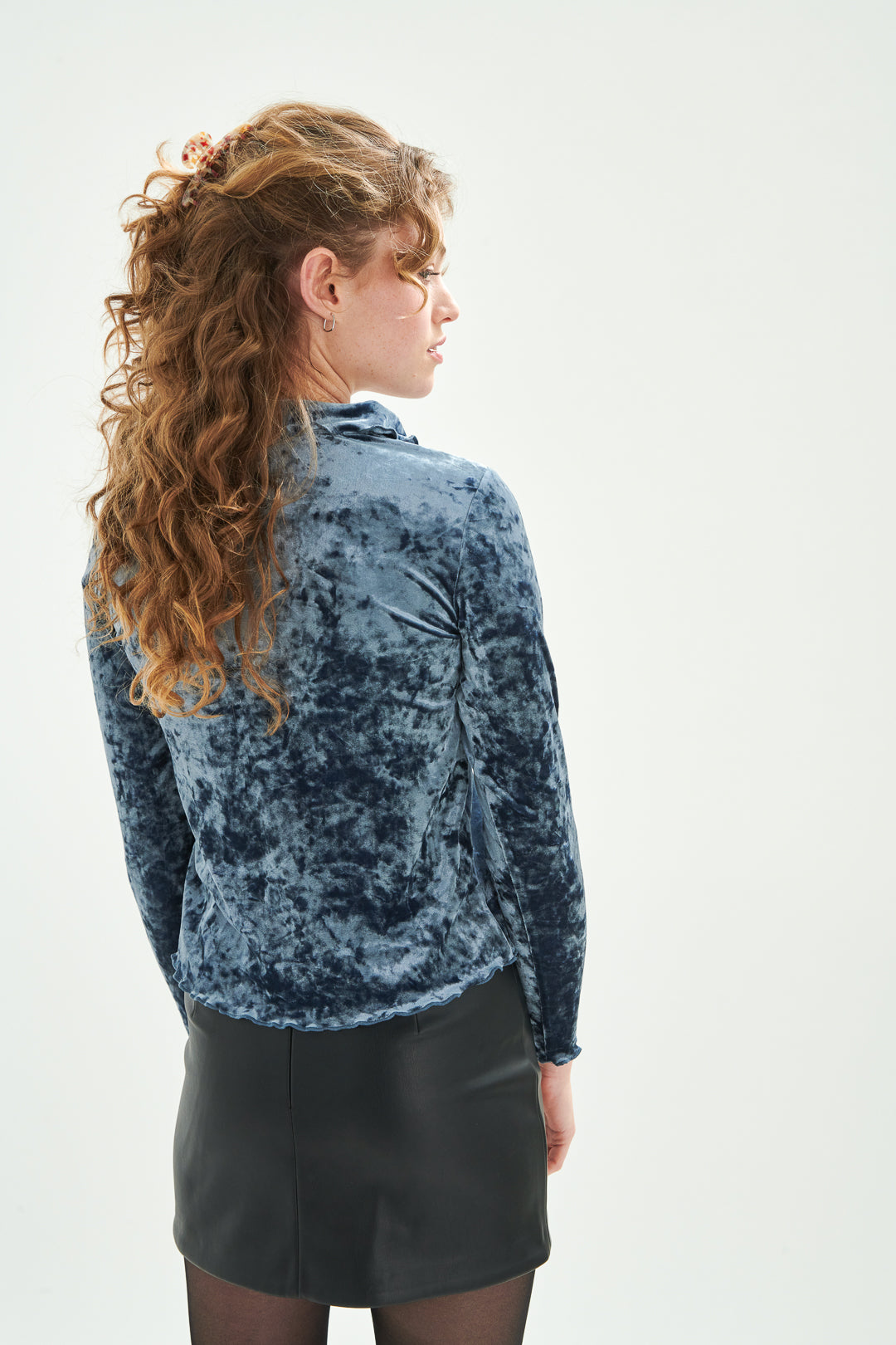 Bluse in Samtoptik
