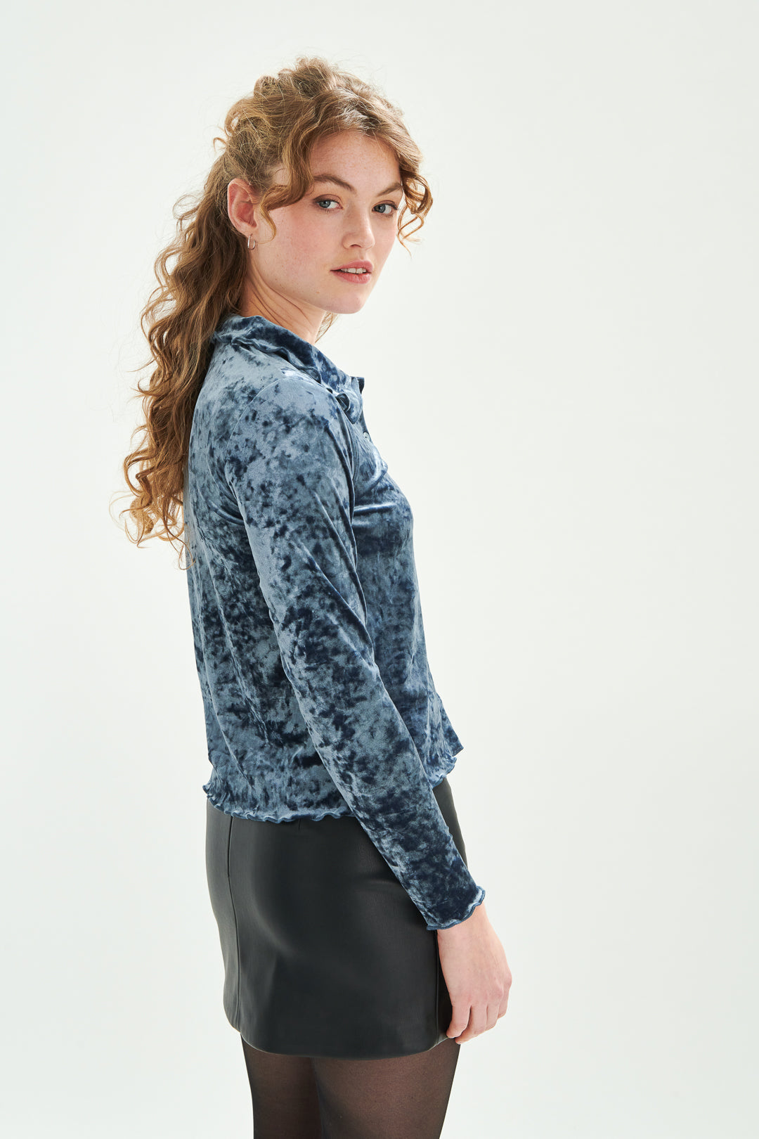 Bluse in Samtoptik