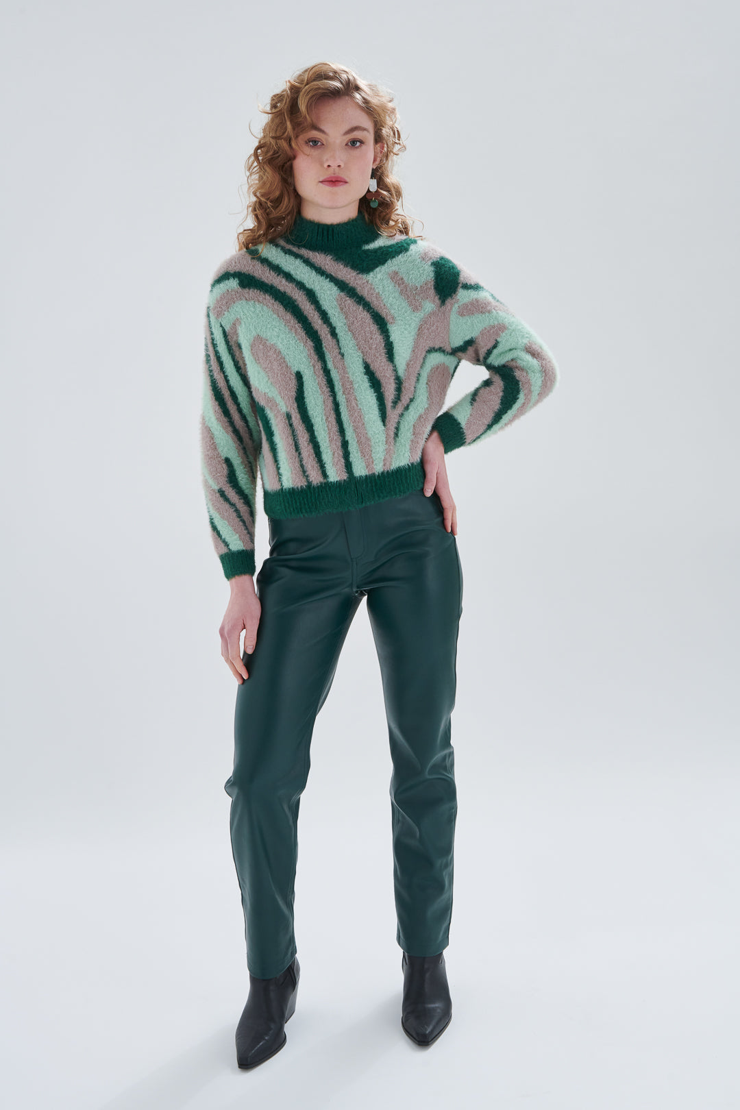 Pullover mit Mustern