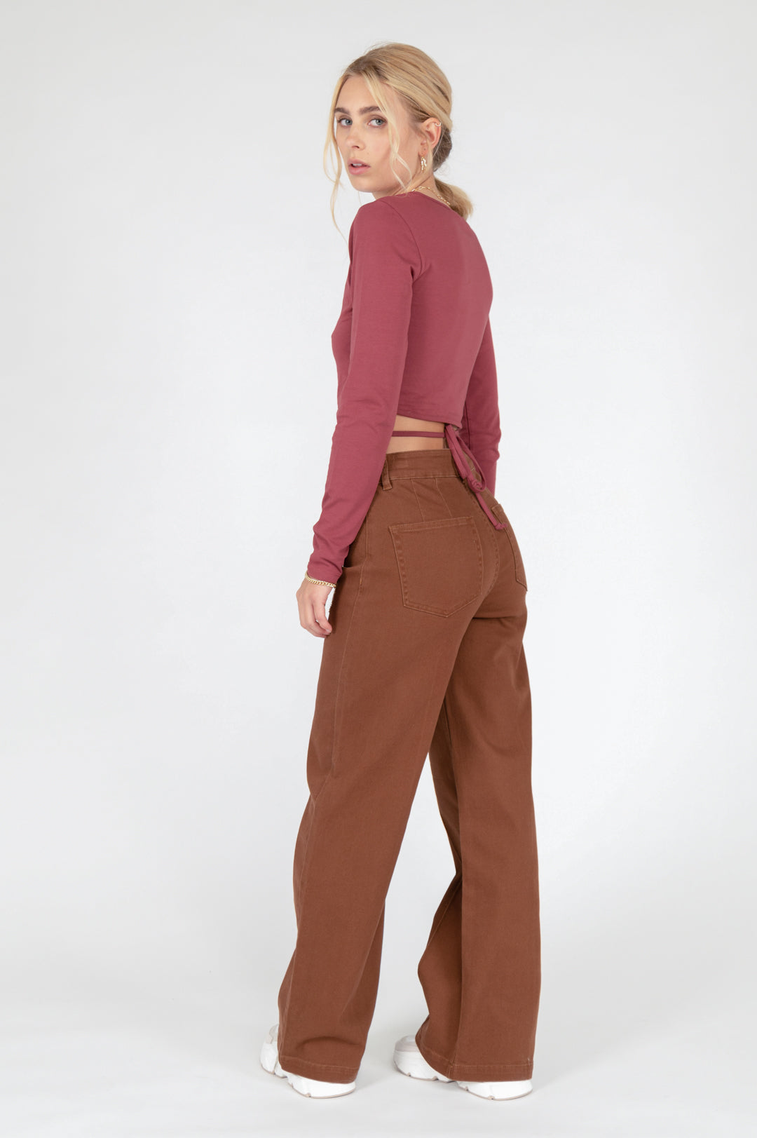 Jeanshose mit weitem Bein