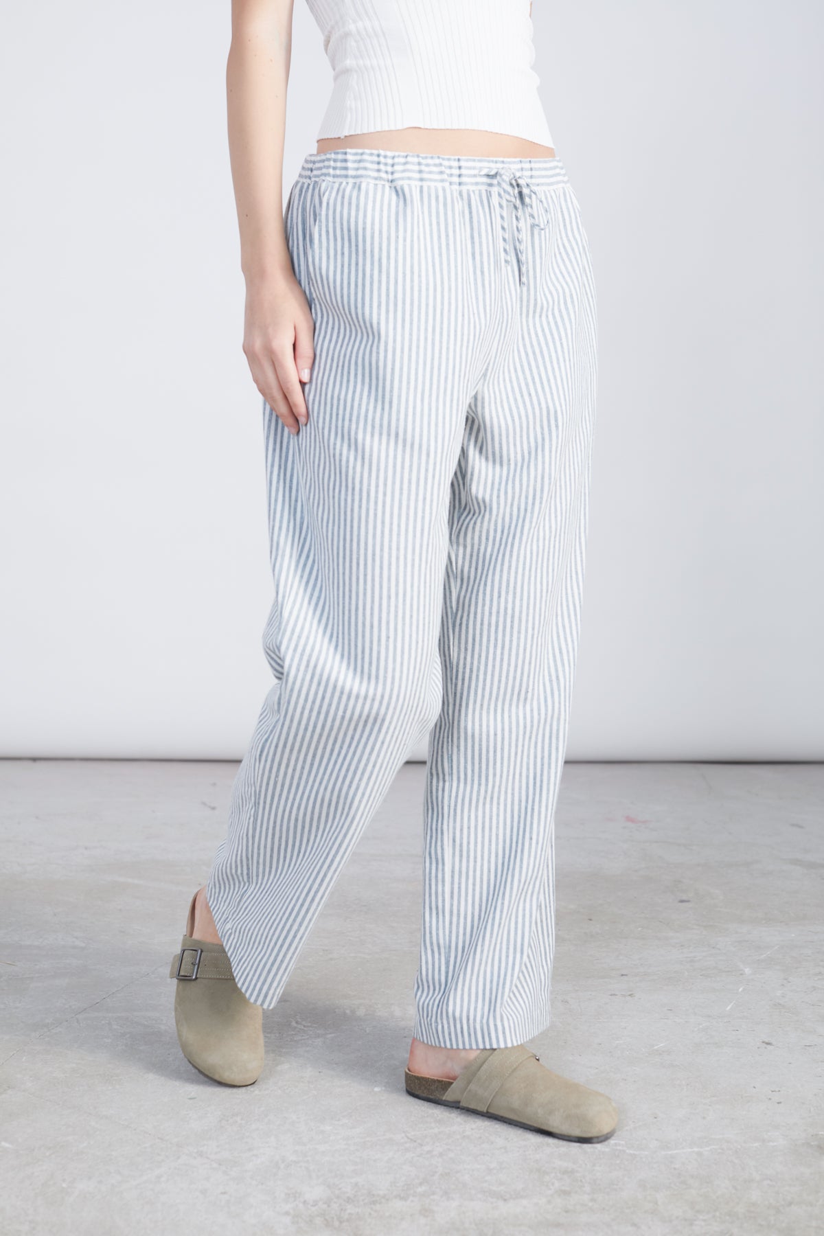 Hose gestreift