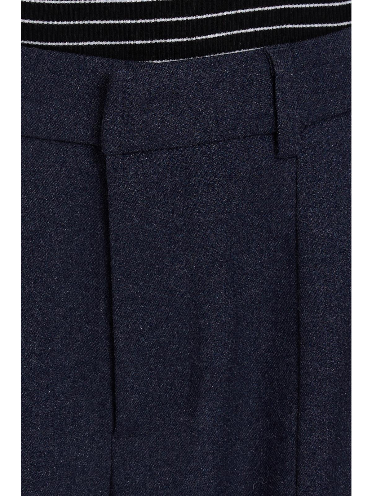 Hose in Blau