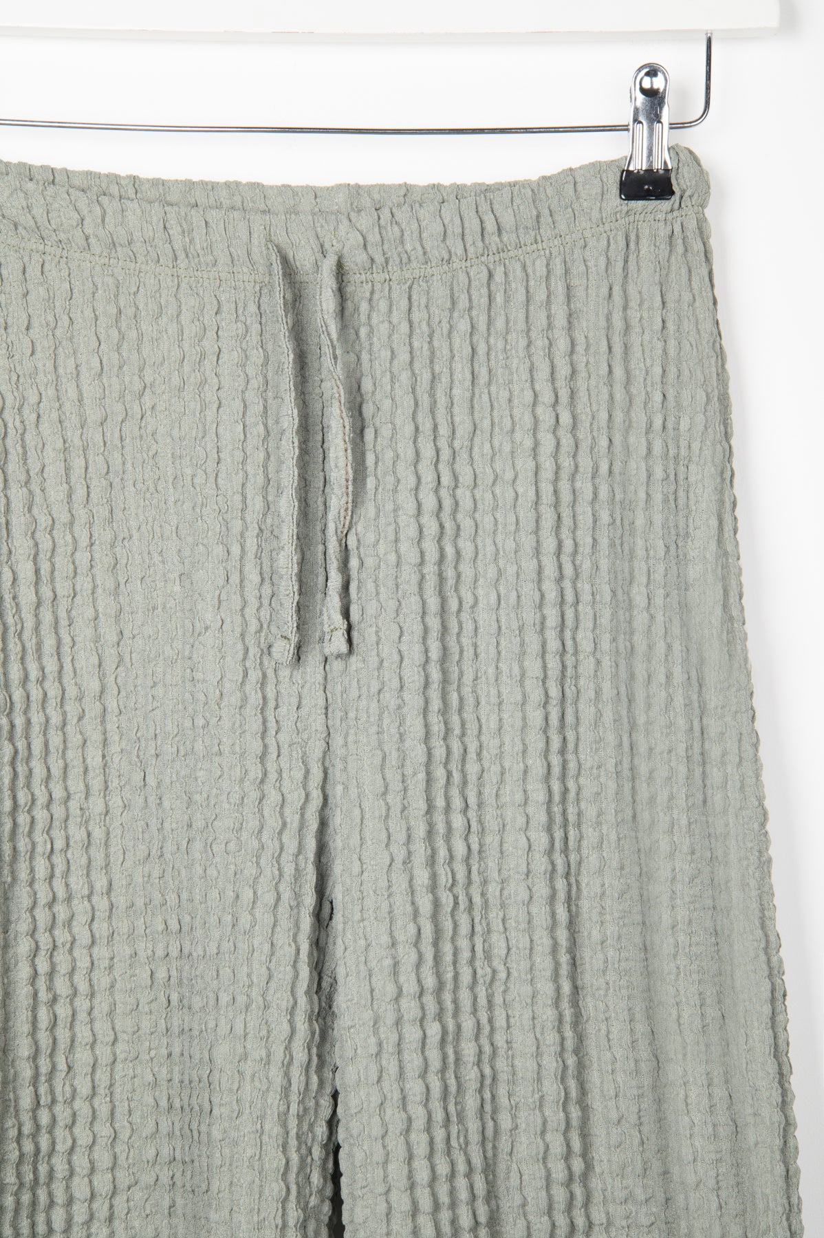 Hose aus Viskose-Baumwoll-Stoff