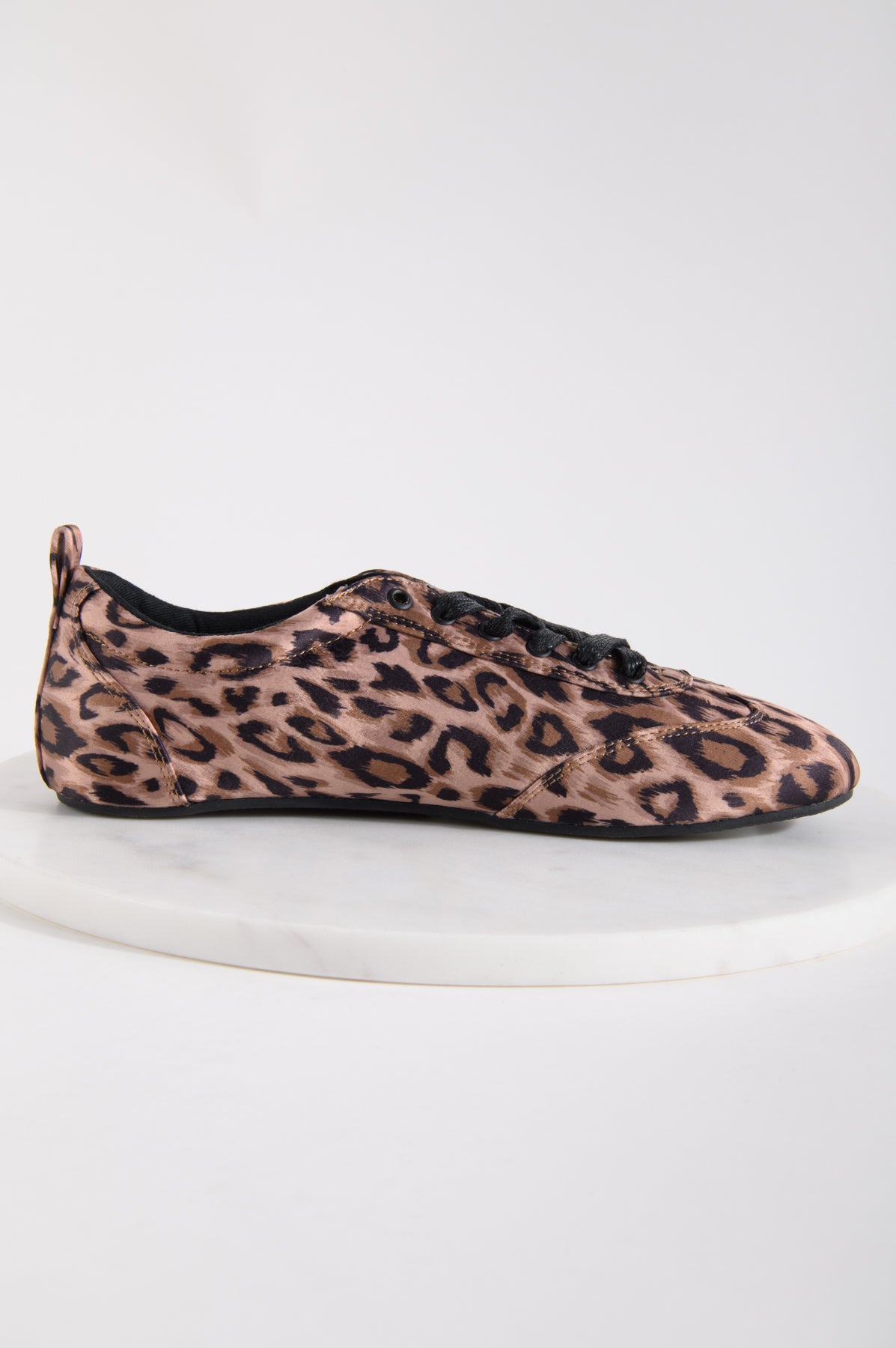 Schuh gemustert