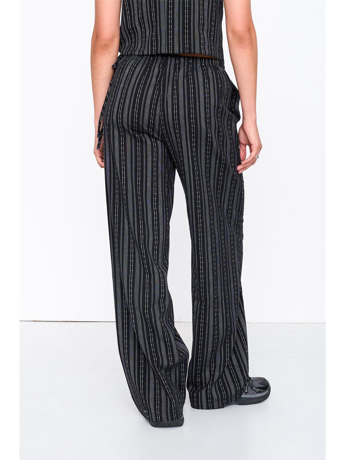 Hose in Schwarz