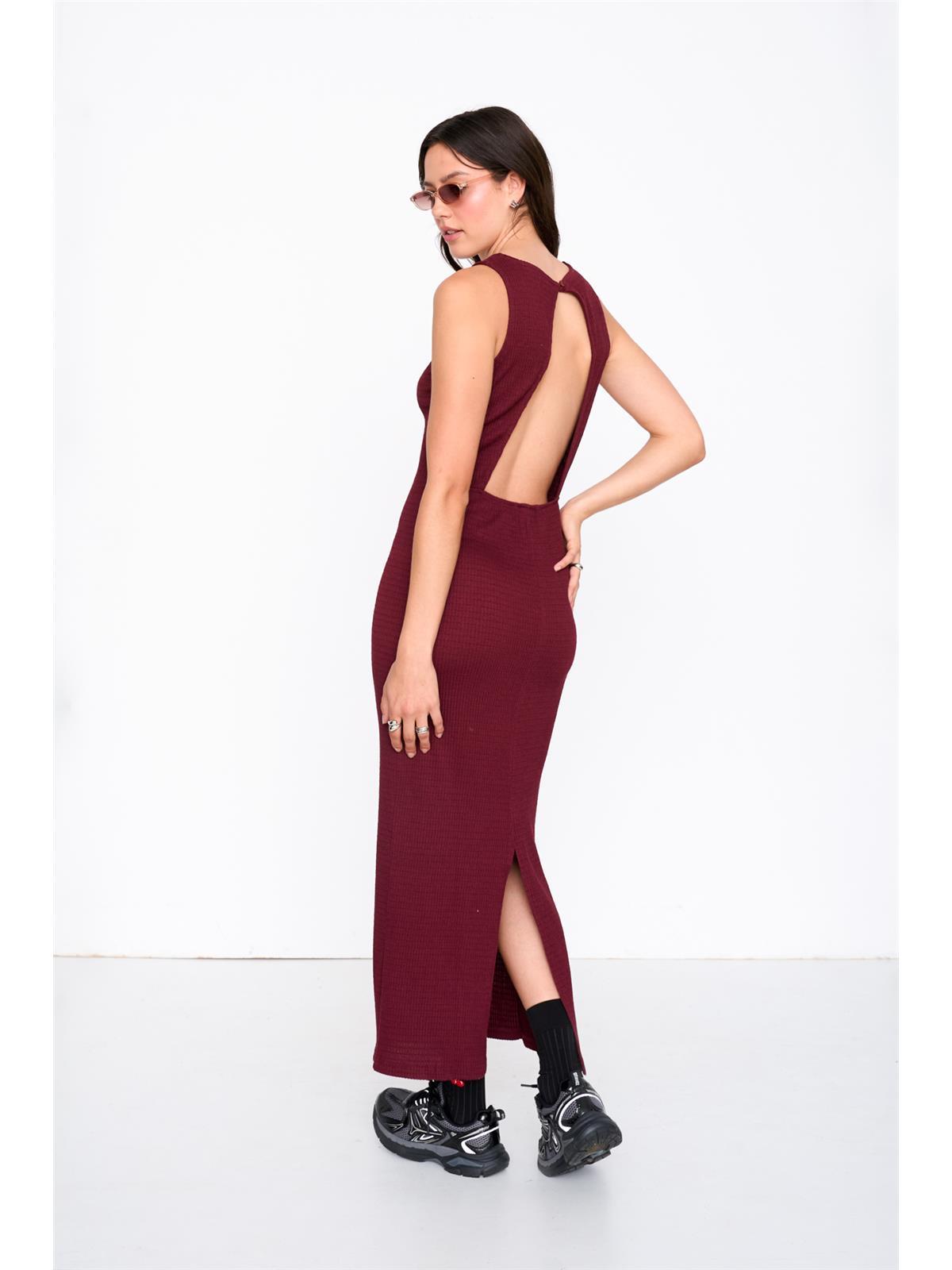 Kleid in Bordeaux