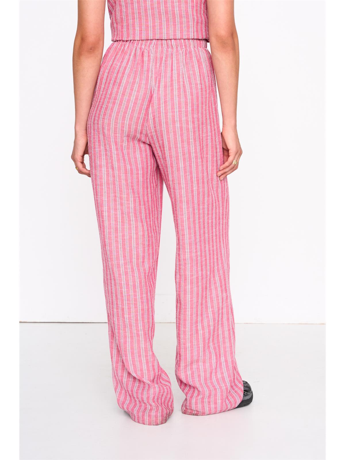 Hose in Pink