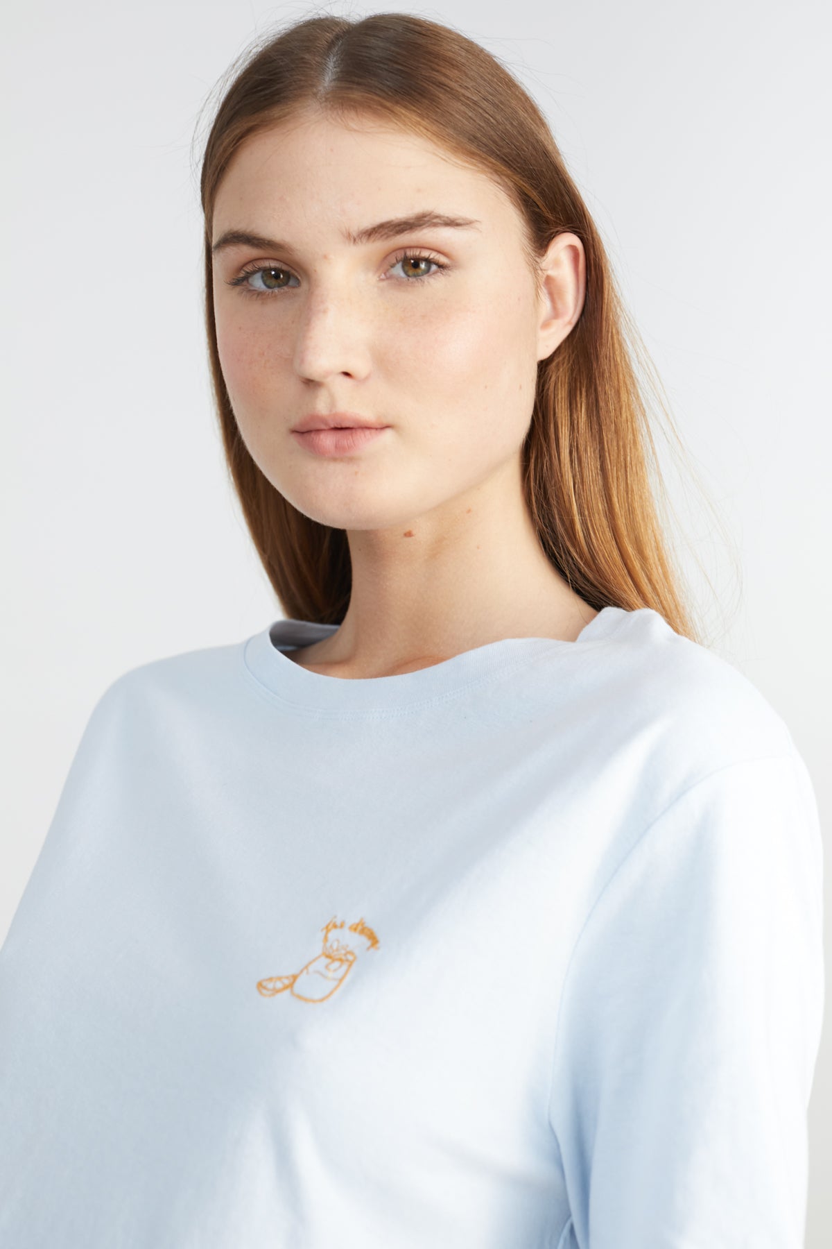 T-Shirt mit Stickerei