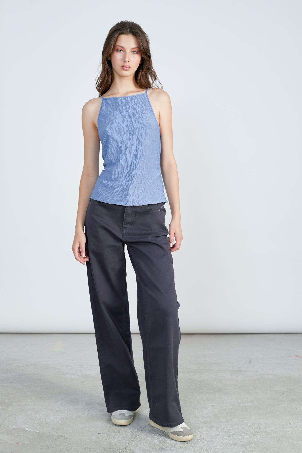 Top in Hellblau