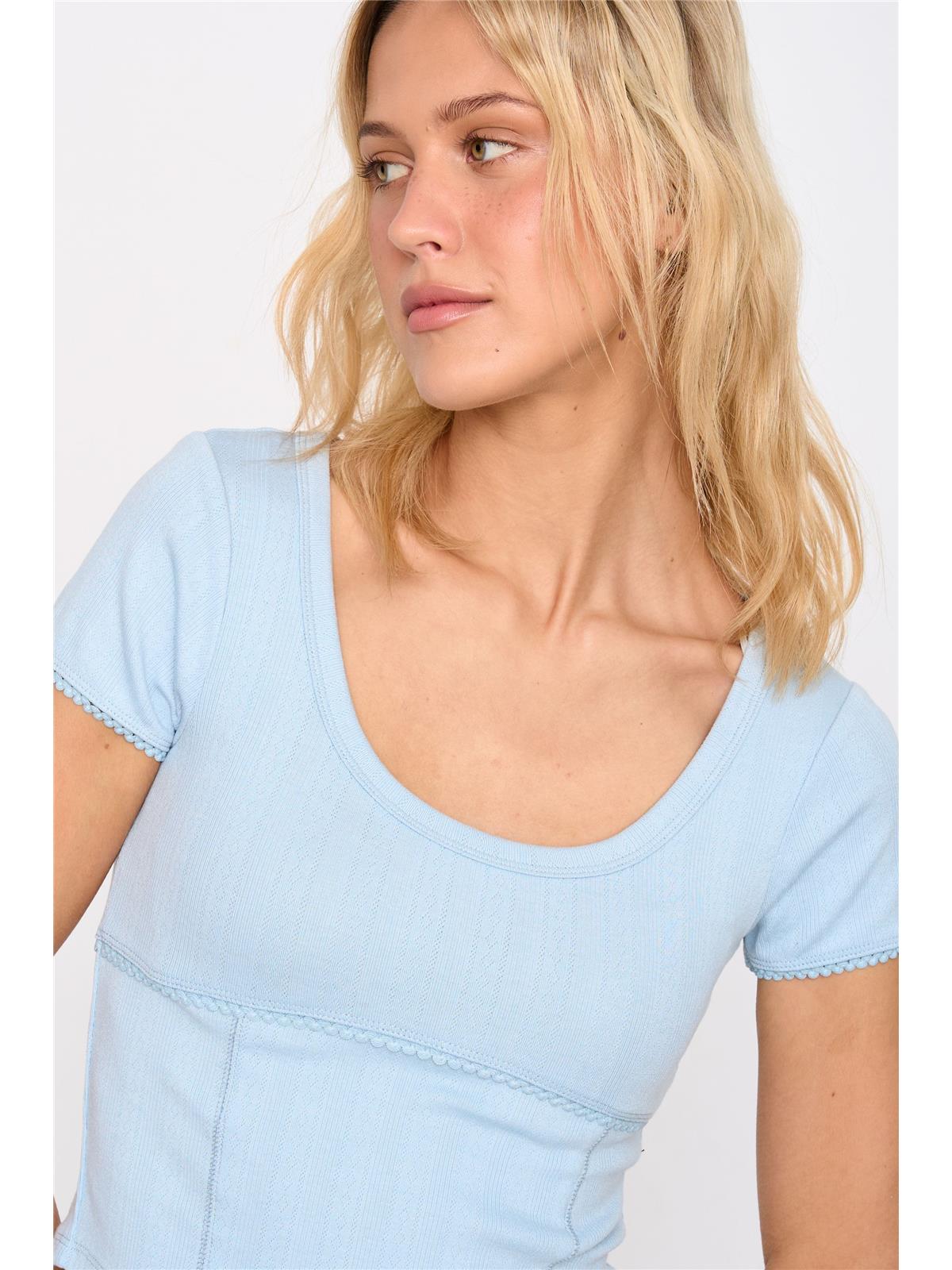 T-Shirt in Blau