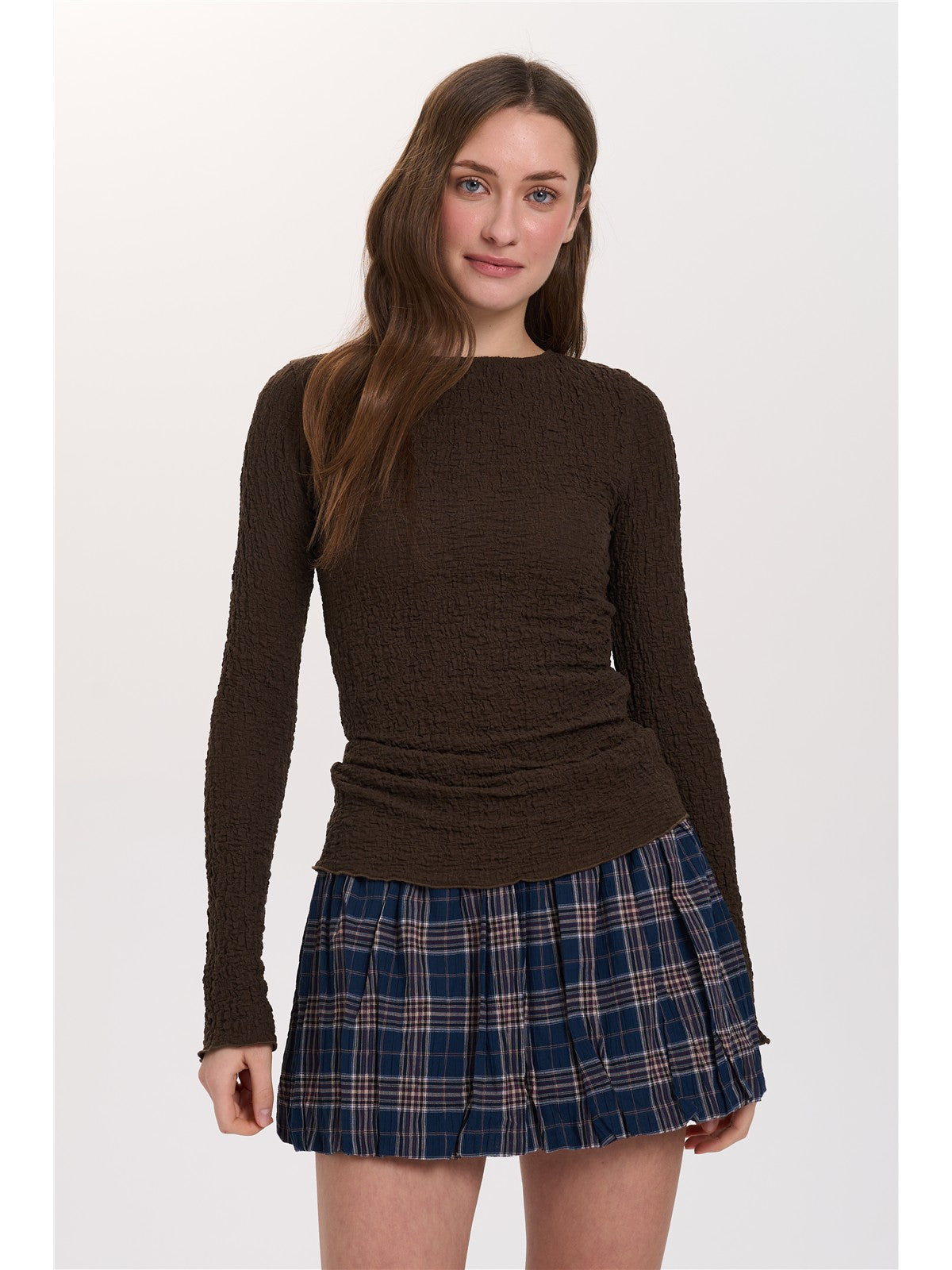 Strukturiertes Longsleeve in Dunkelbraun