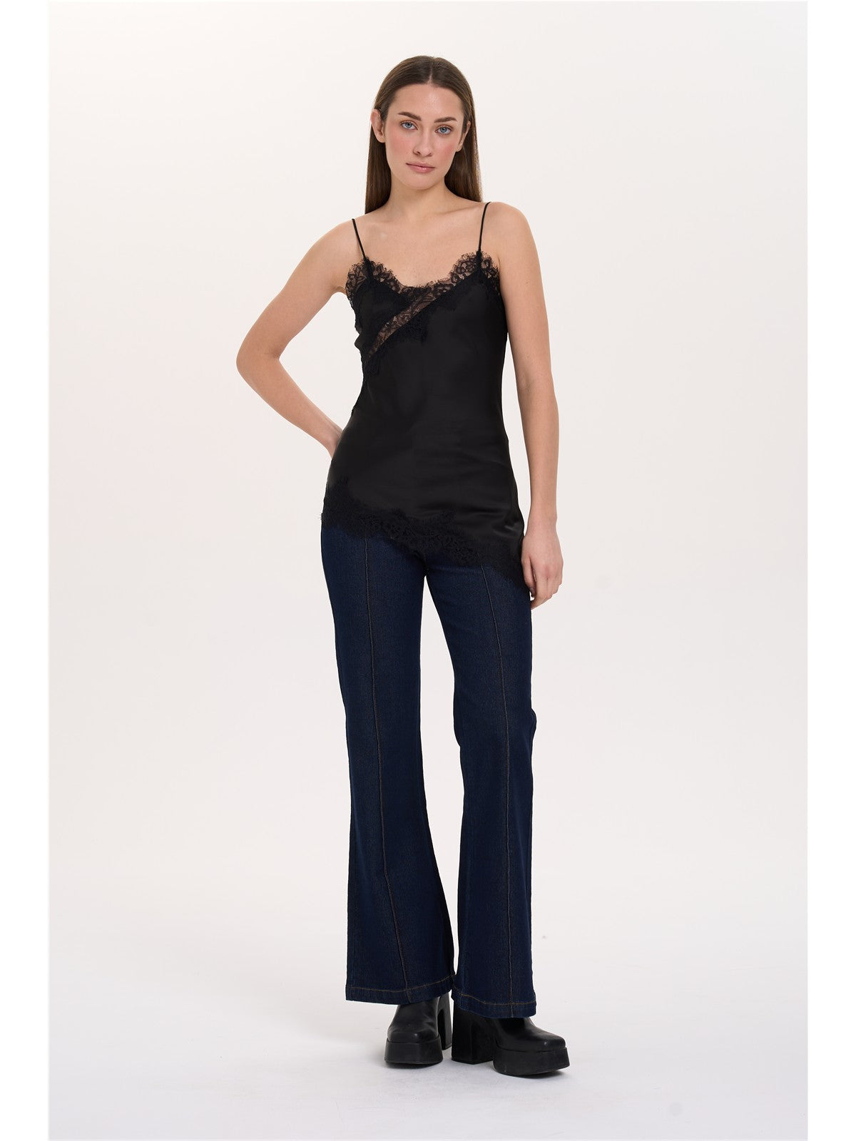 Top mit Spitze
