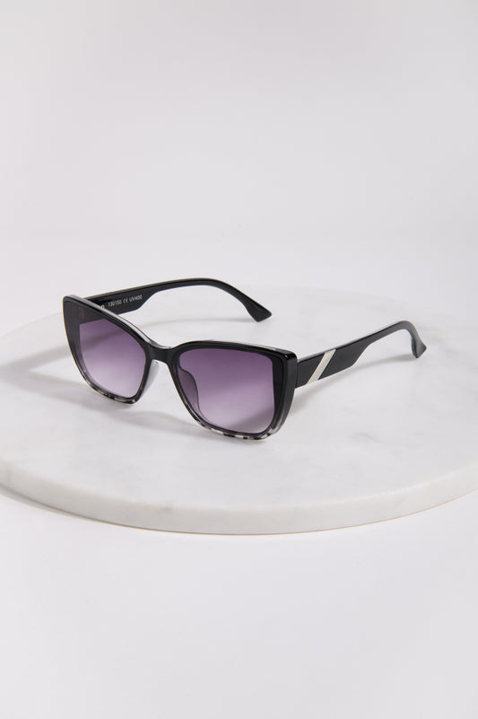 Sonnenbrille in Schwarz
