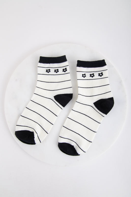 Socken in Schwarz-Weiß