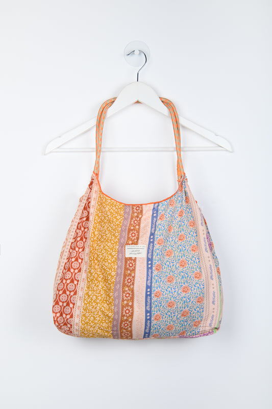 Tasche gemustert