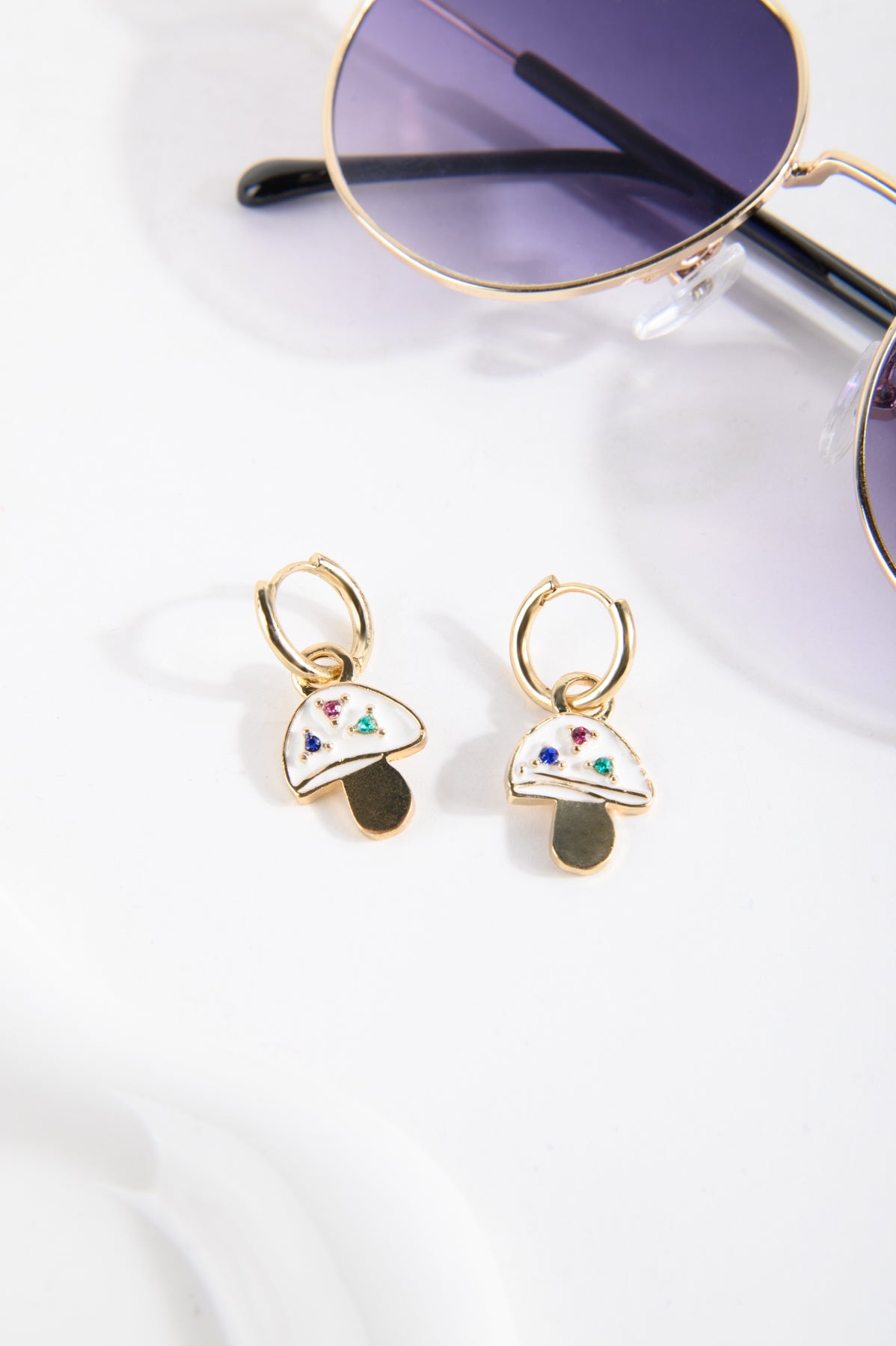 Ohrring mit Anhänger