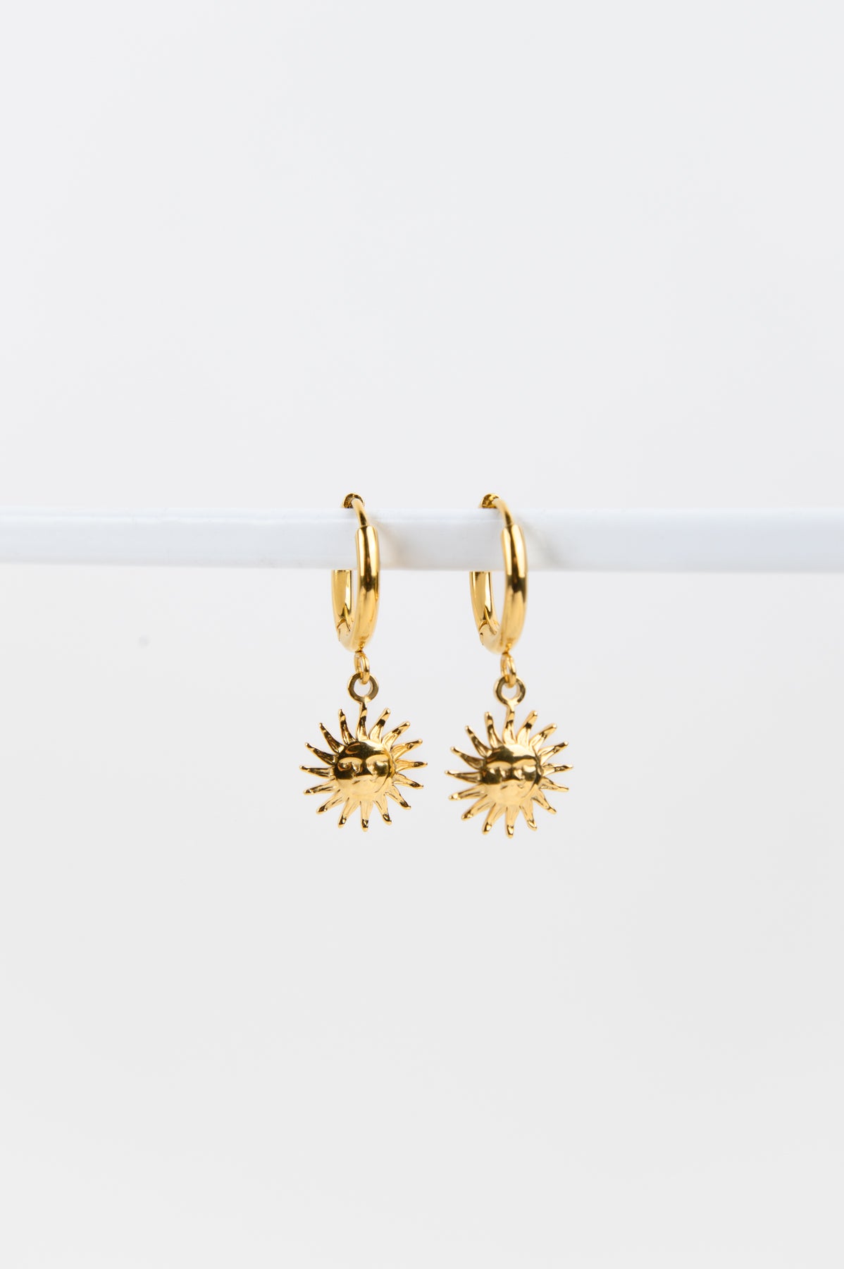 Ohrring mit Anhänger