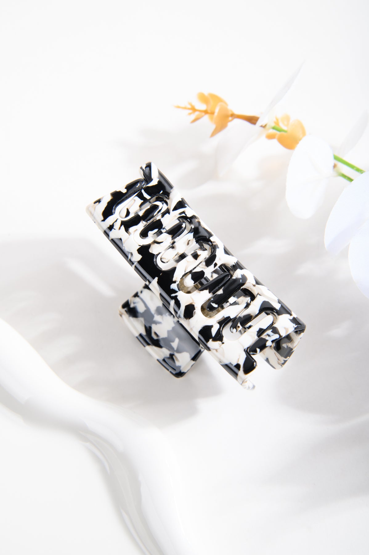 Haarspangen gemustert