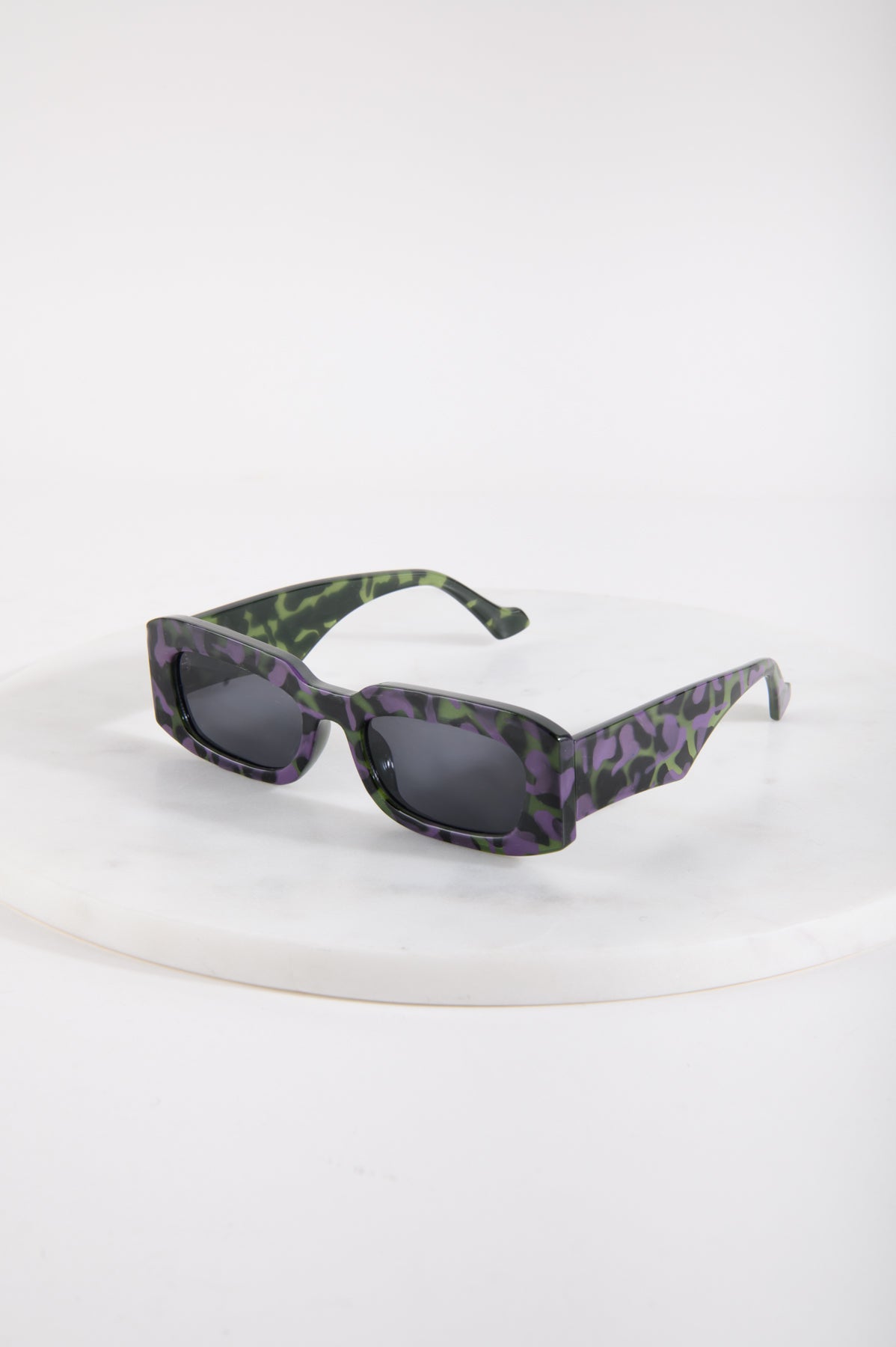 Sonnenbrille gemustert