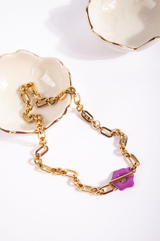 Kette mit Blumenanhänger