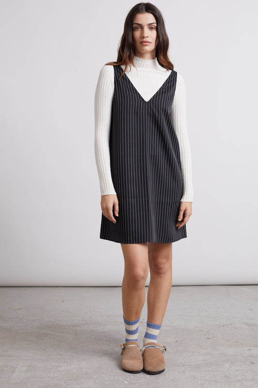 Kleid mit Nadelstreifen