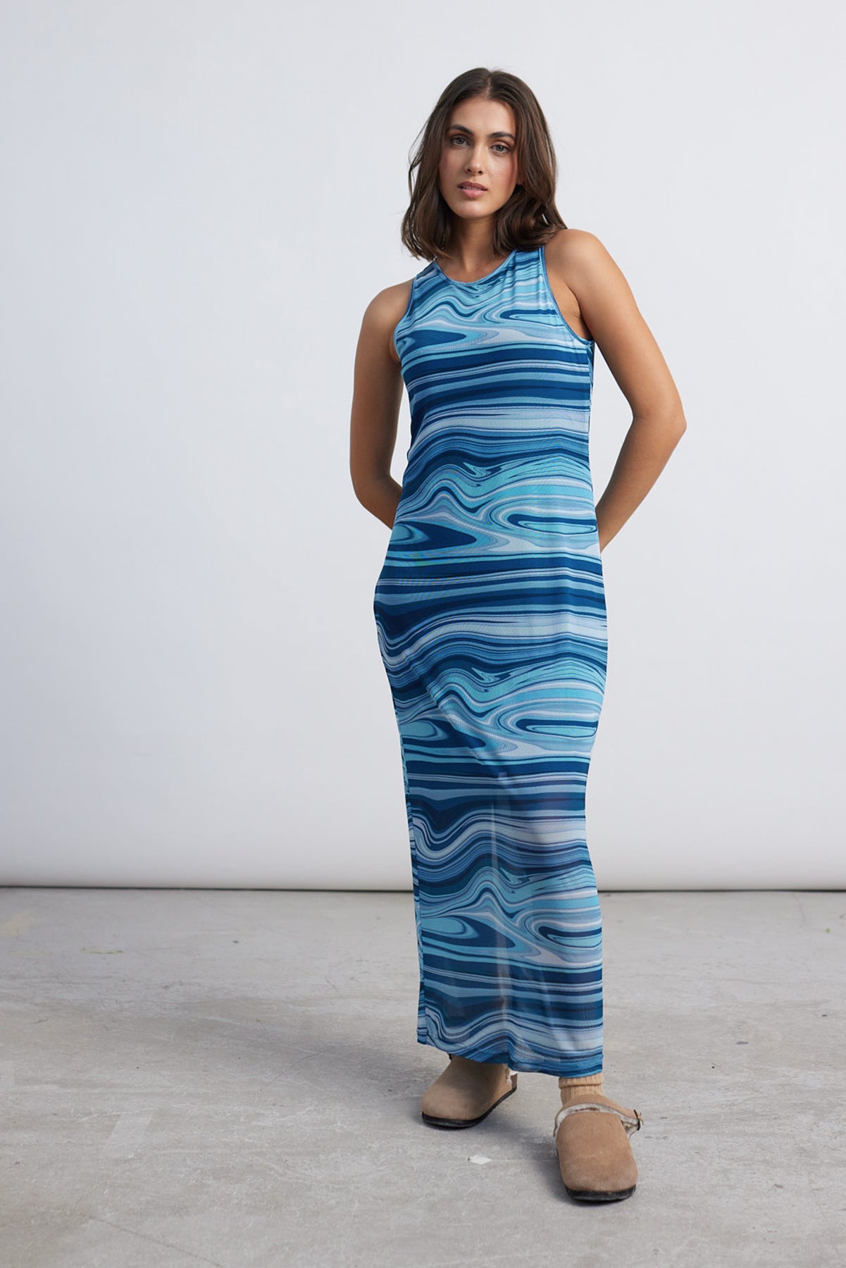 Kleid aus Mesh Stoff