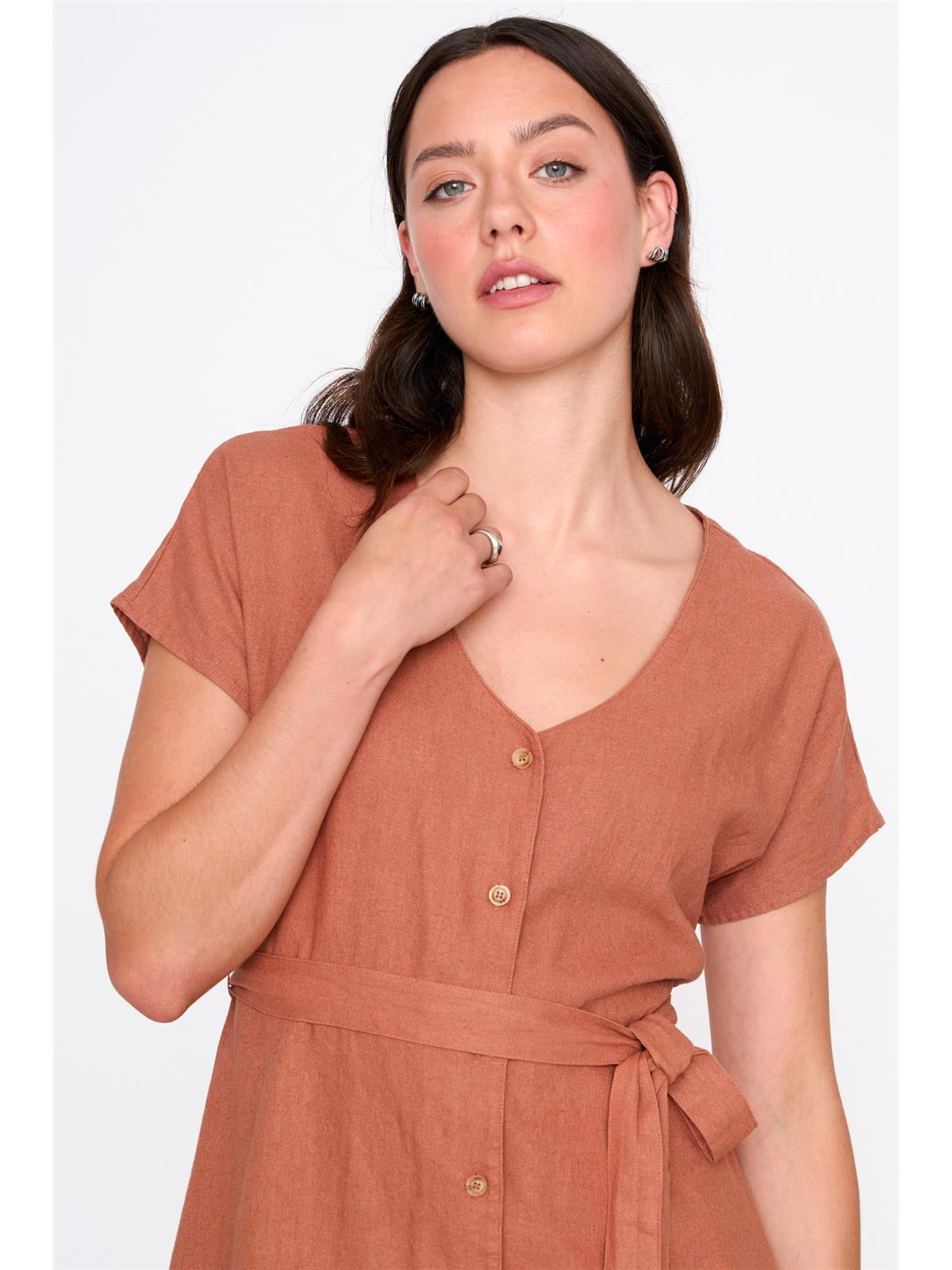Kleid in Rost