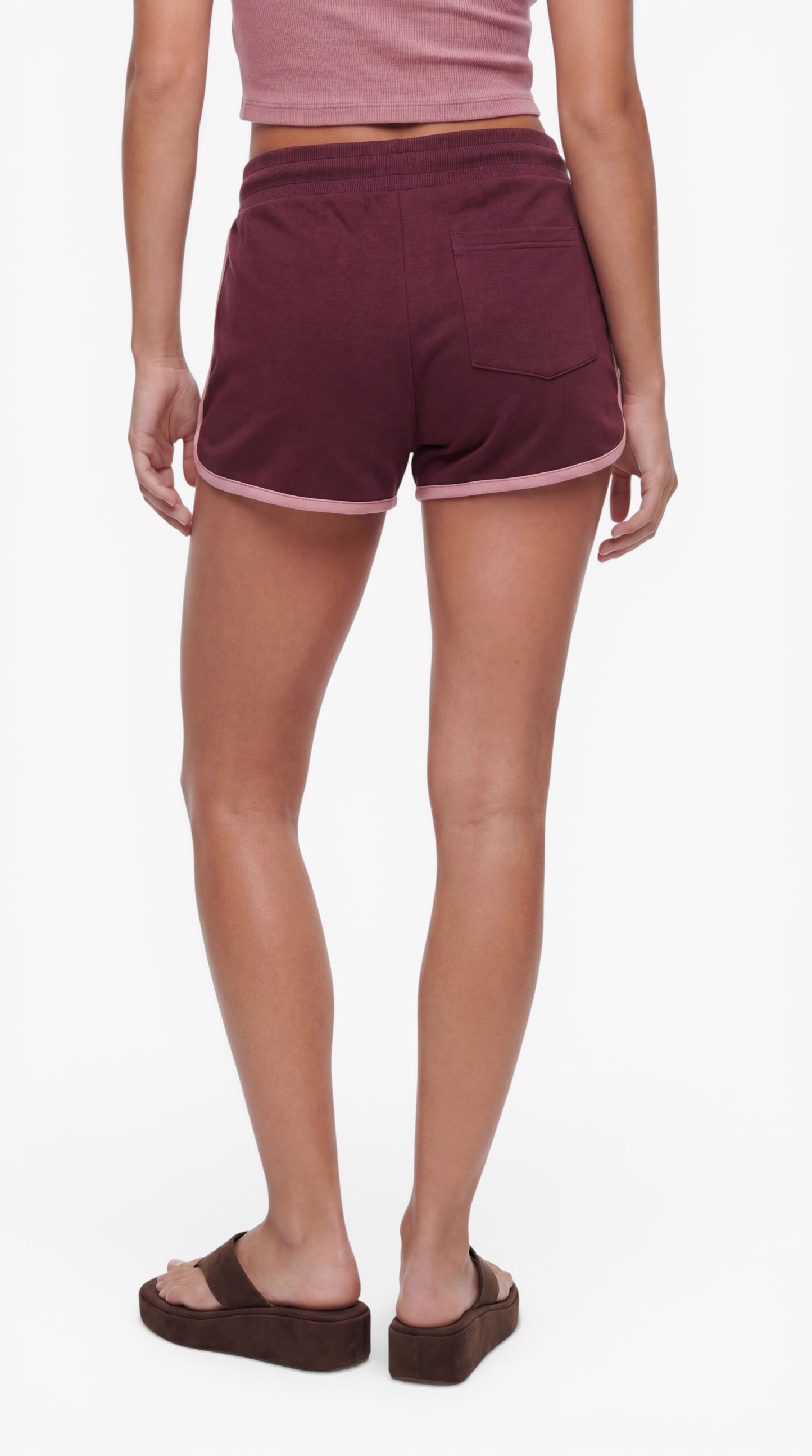 Shorts in Bordeaux