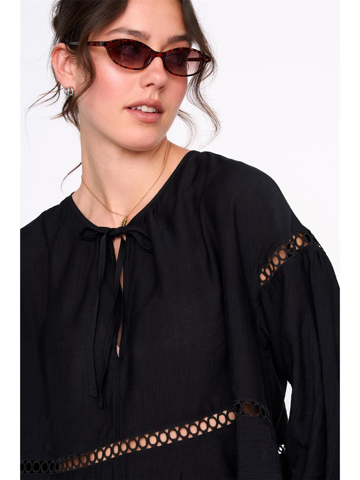 Bluse in Schwarz