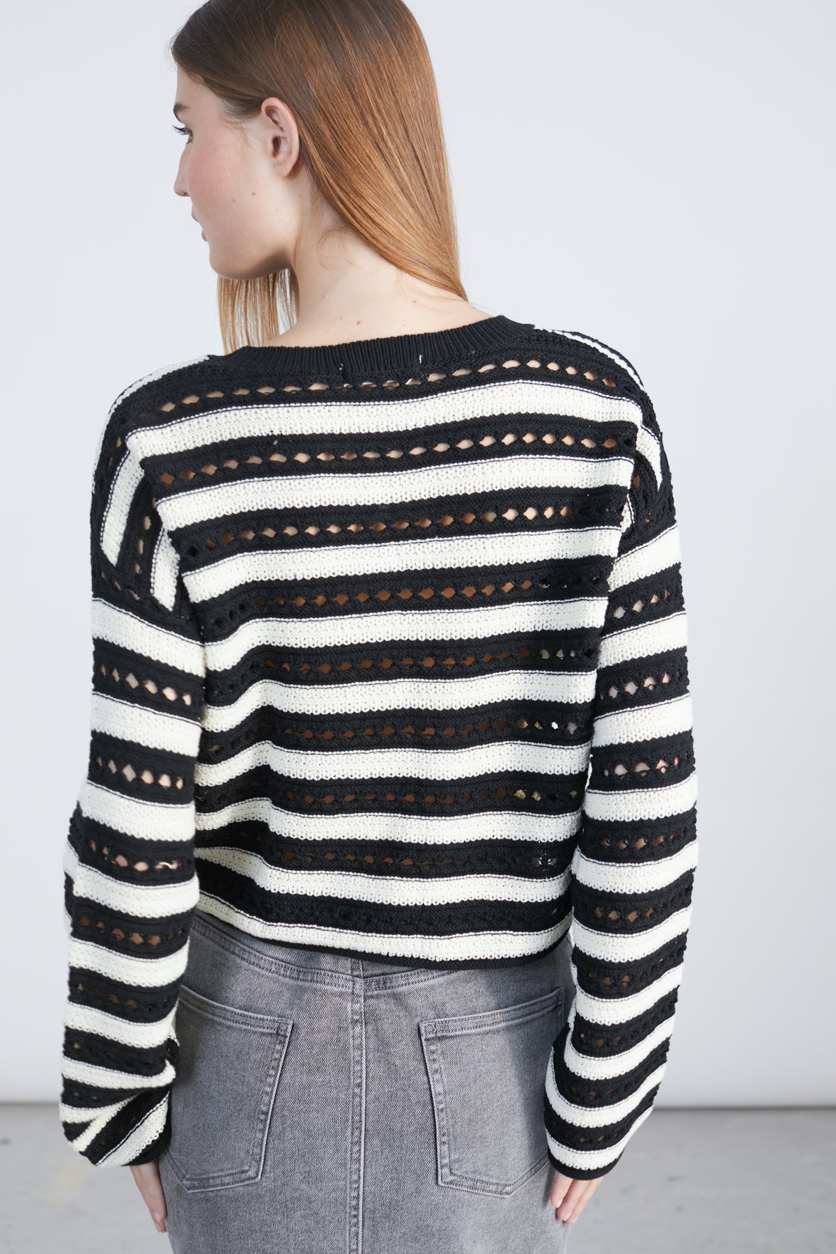 Pullover mit Lochmuster