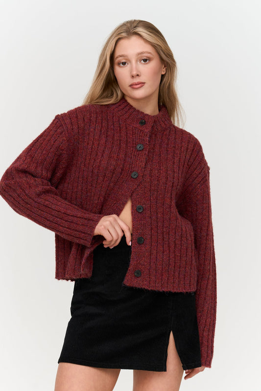 Cardigan in Bordeaux