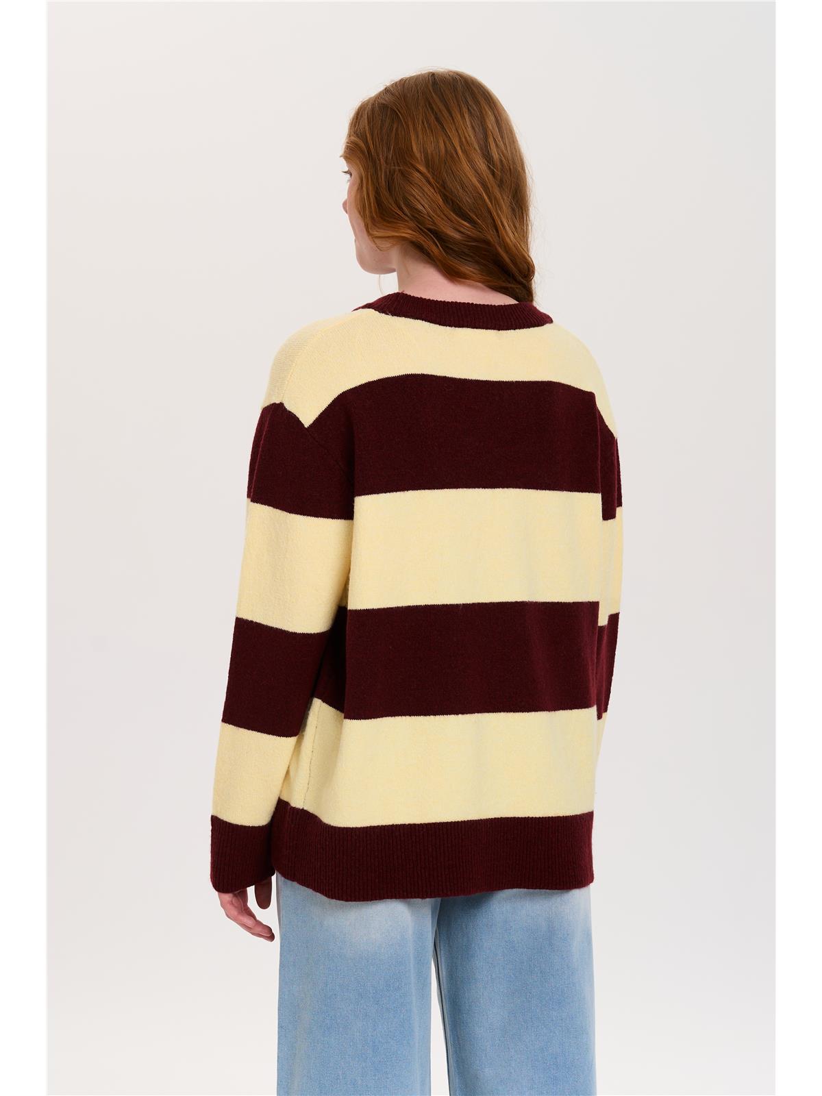 Pullover mit Blockstreifen
