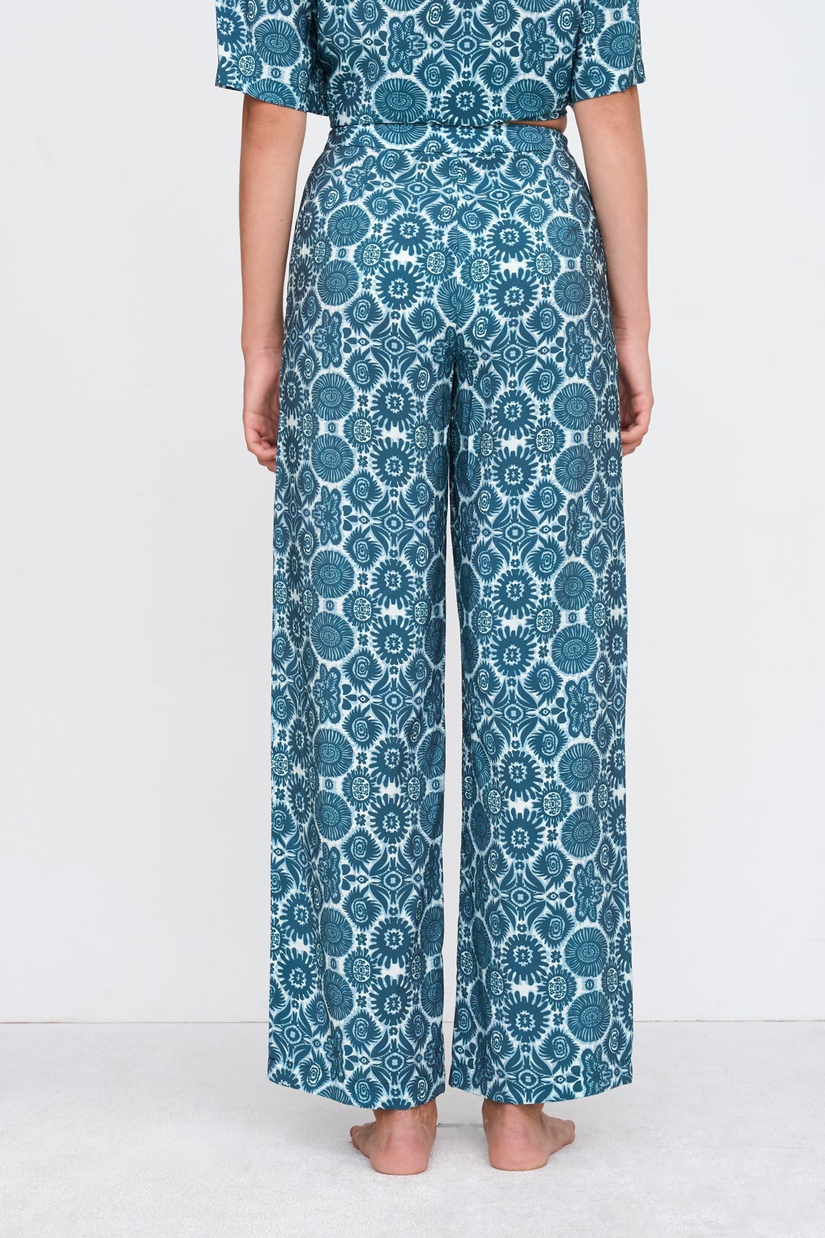 Hose aus Viskose-Mix