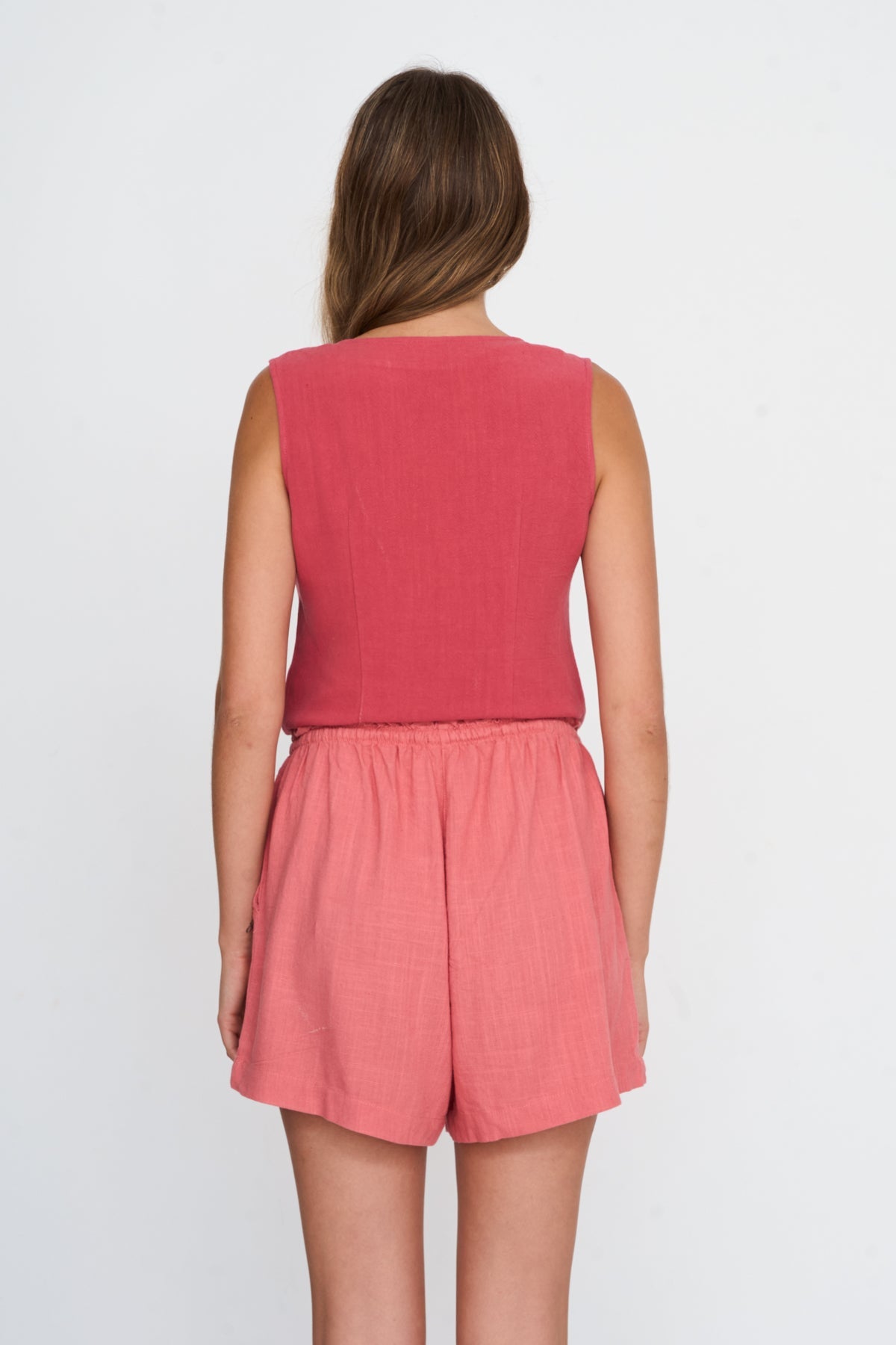 Shorts aus Viskose-Leinen-Mix