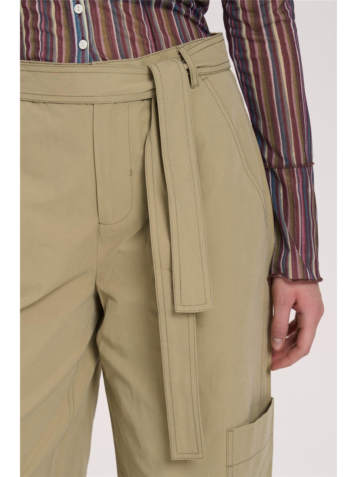 Hose mit Gürtel