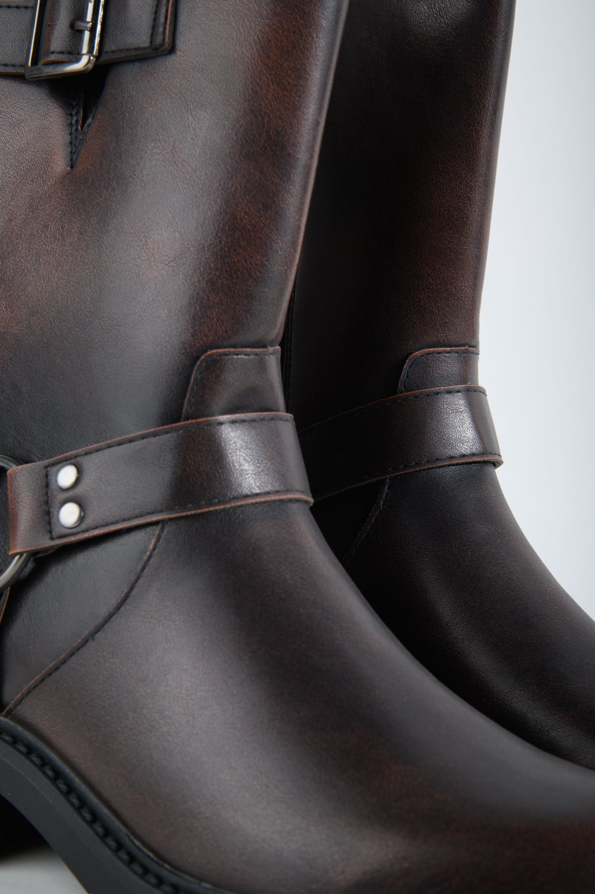 Boots in Dunkelbraun