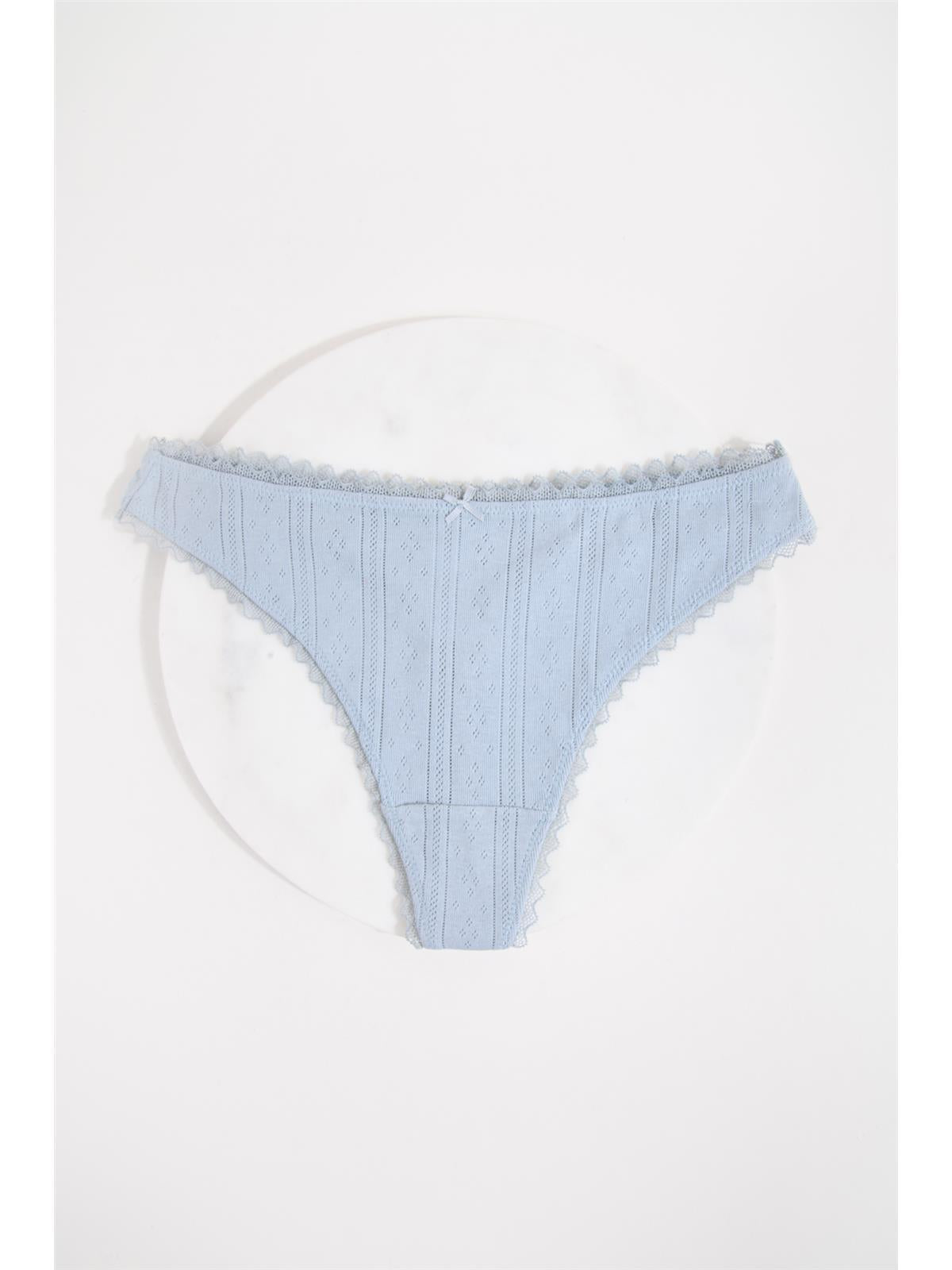Panty mit Lochmuster