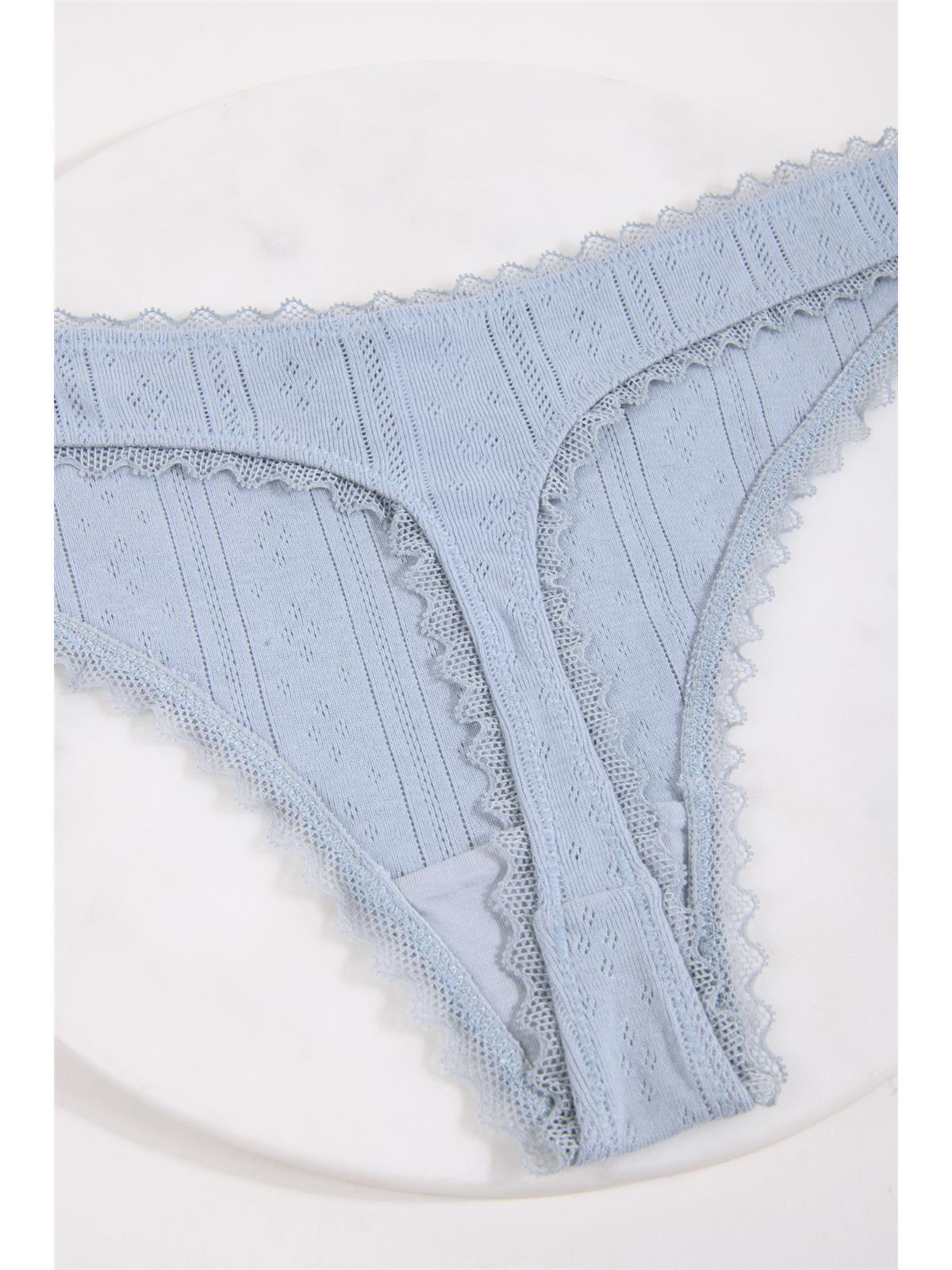 Panty mit Lochmuster